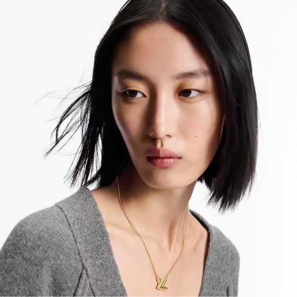 Louis Vuitton GO-14 Necklace - Picture 3 of 9